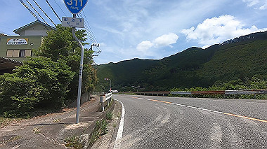 gx016525.mp4_snapshot_01.29_thumb.jpg