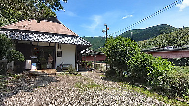 gx016528.mp4_snapshot_03.30_thumb.jpg