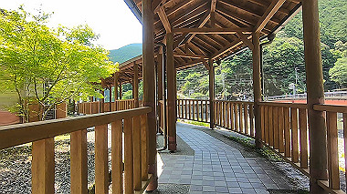 gx016530.mp4_snapshot_00.34_thumb.jpg