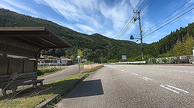 gx016547.mp4_snapshot_04.59_thumb.jpg