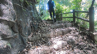 gx016767.mp4_snapshot_02.00_thumb.jpg