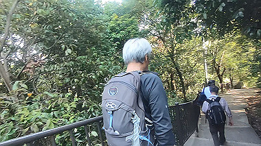 gx016792.mp4_snapshot_00.44_thumb.jpg