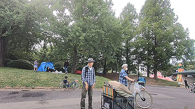 gx016804.mp4_snapshot_00.15_thumb.jpg