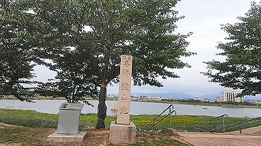 gx016807.mp4_snapshot_00.35_thumb.jpg