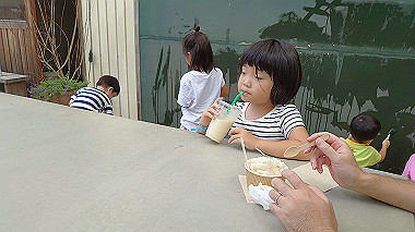 2022-09-04_14-36-31_000_thumb.jpg
