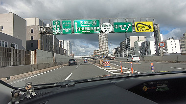 gx016812.mp4_snapshot_01.00_thumb.jpg