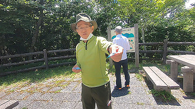 gx016832.mp4_snapshot_00.16_thumb.jpg