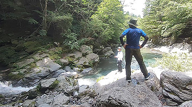 gx016889.mp4_snapshot_00.39_thumb.jpg