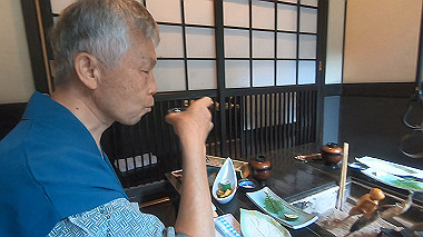 gx016896.mp4_snapshot_00.06_thumb.jpg