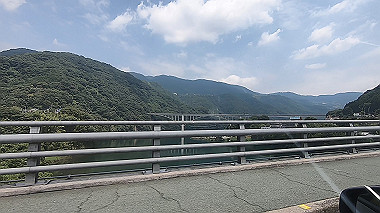gx016905.mp4_snapshot_00.11_thumb.jpg
