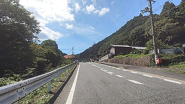 gx016912.mp4_snapshot_00.07_thumb.jpg