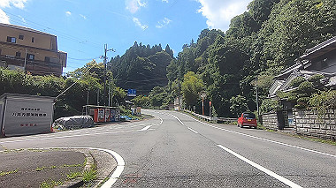 gx016914.mp4_snapshot_00.06_thumb.jpg
