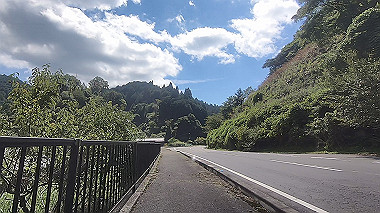 gx016915.mp4_snapshot_03.52_thumb.jpg
