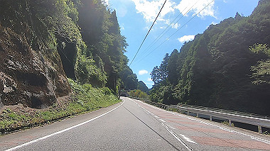 gx016915.mp4_snapshot_07.36_thumb.jpg