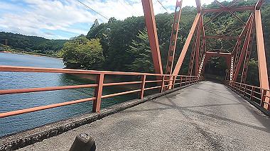 gx016930.mp4_snapshot_01.04_thumb.jpg