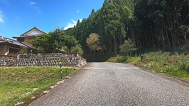 gx016935.mp4_snapshot_01.23_thumb.jpg