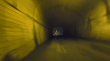 gx016936.mp4_snapshot_02.04_thumb.jpg