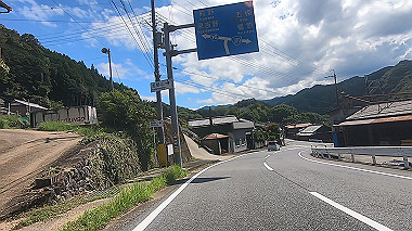 gx016936.mp4_snapshot_03.47_thumb.jpg