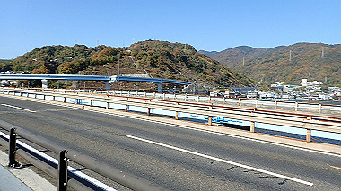 20221128_pb283588_thumb.jpg