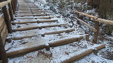 gx017525.mp4_snapshot_00.00_thumb.jpg