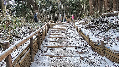 gx017526.mp4_snapshot_00.06_thumb.jpg