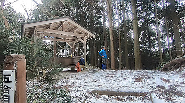 gx017526.mp4_snapshot_00.17_thumb.jpg