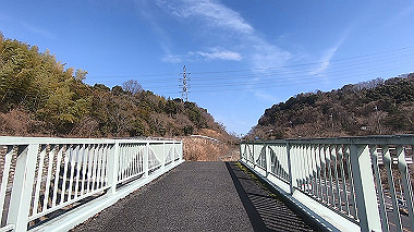 gx017576.mp4_snapshot_01.03_thumb.jpg