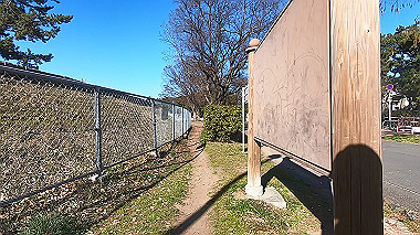 gx017629.mp4_snapshot_00.26_thumb.jpg