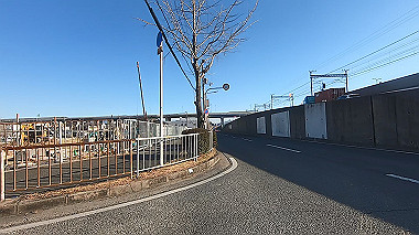 gx017639.mp4_snapshot_01.05_thumb.jpg
