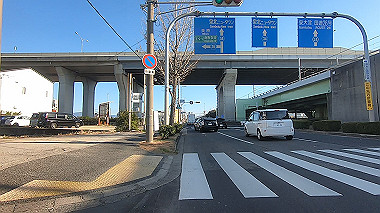 gx017639.mp4_snapshot_01.56_thumb.jpg