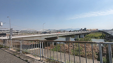 gx017704.mp4_snapshot_00.11_thumb.jpg