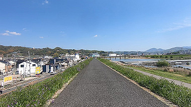 gx017706.mp4_snapshot_01.31_thumb.jpg