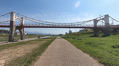 gx017709.mp4_snapshot_00.19_thumb.jpg