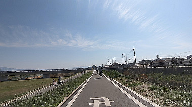 gx017712.mp4_snapshot_00.05_thumb.jpg