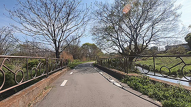 gx017725.mp4_snapshot_00.35_thumb.jpg