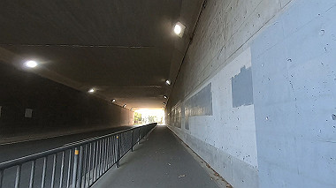 gx017738.mp4_snapshot_00.18_thumb.jpg