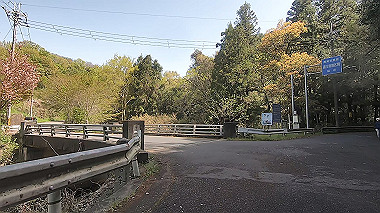 gx017752.mp4_snapshot_03.23_thumb.jpg