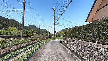 gx017767.mp4_snapshot_01.03_thumb.jpg