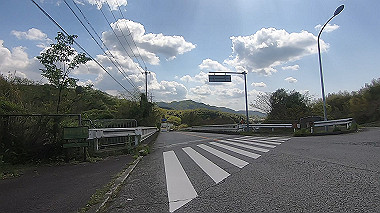 gx017788.mp4_snapshot_03.55_thumb.jpg