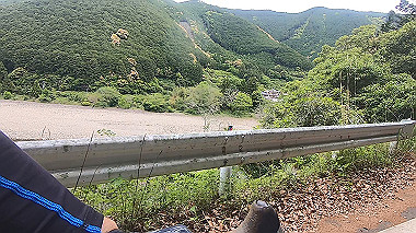 gx017845.mp4_snapshot_00.21_thumb.jpg
