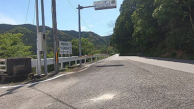 gx017859.mp4_snapshot_01.03_thumb.jpg