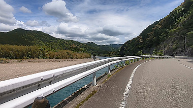 gx017861.mp4_snapshot_00.24_thumb.jpg