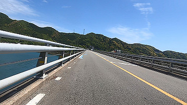 gx017864.mp4_snapshot_00.28_thumb.jpg