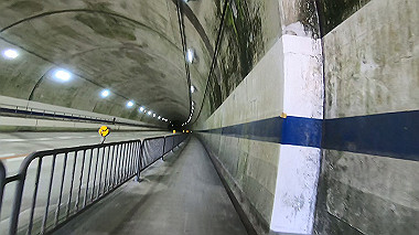 gx017869.mp4_snapshot_00.00_thumb.jpg