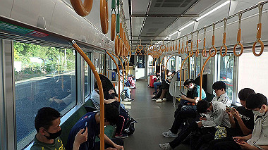 p5055644_thumb.jpg