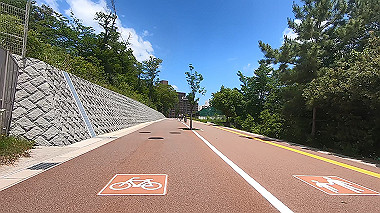 gx017918.mp4_snapshot_05.33_thumb.jpg