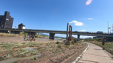 gx018814.mp4_snapshot_00.01_thumb.jpg