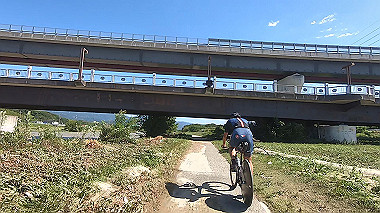 gx018816.mp4_snapshot_04.31_thumb.jpg