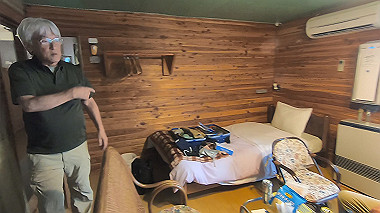 gx018890.mp4_snapshot_00.33_thumb.jpg
