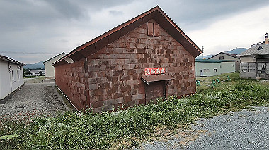 gx018912.mp4_snapshot_00.24_thumb.jpg
